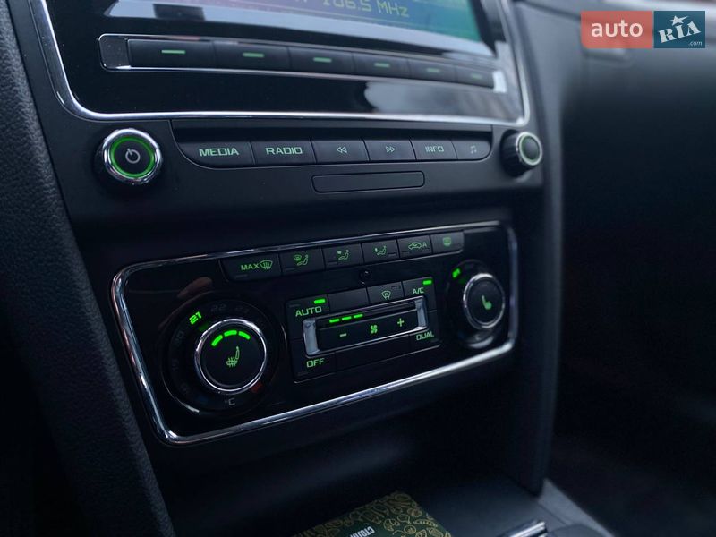 Лифтбек Skoda Superb 2013 в Киеве