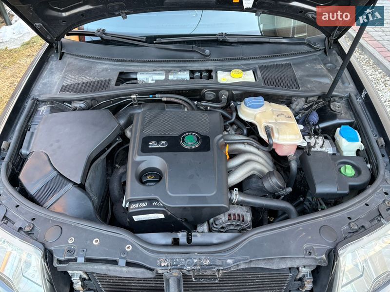 Ліфтбек Skoda Superb 2003 в Коломиї