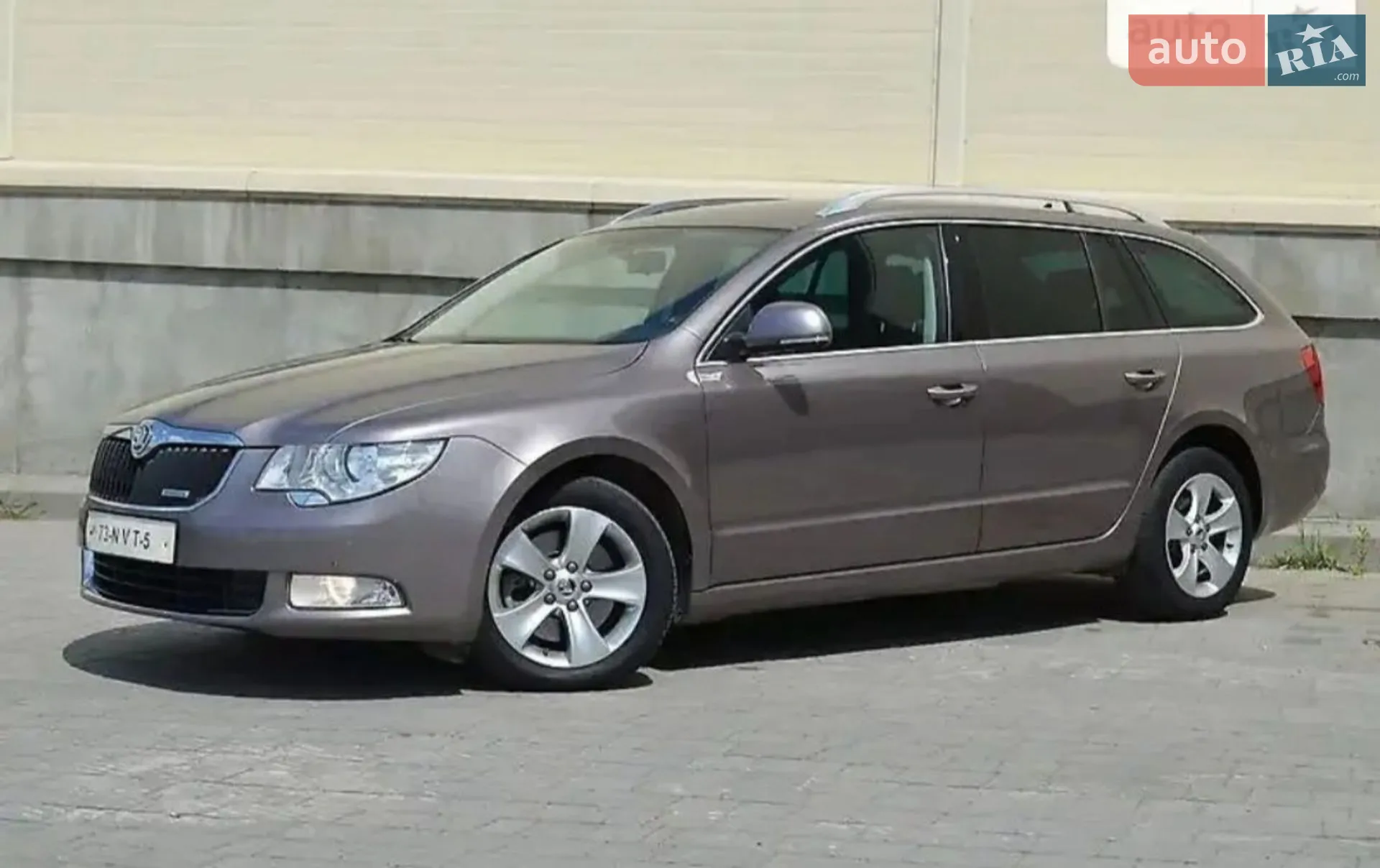 2010 Skoda Superb - мініатюра 26