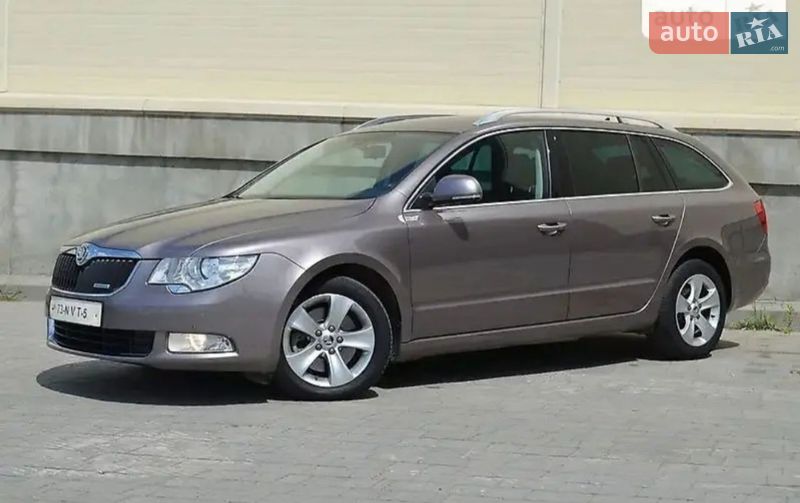 Універсал Skoda Superb 2010 в Береговому