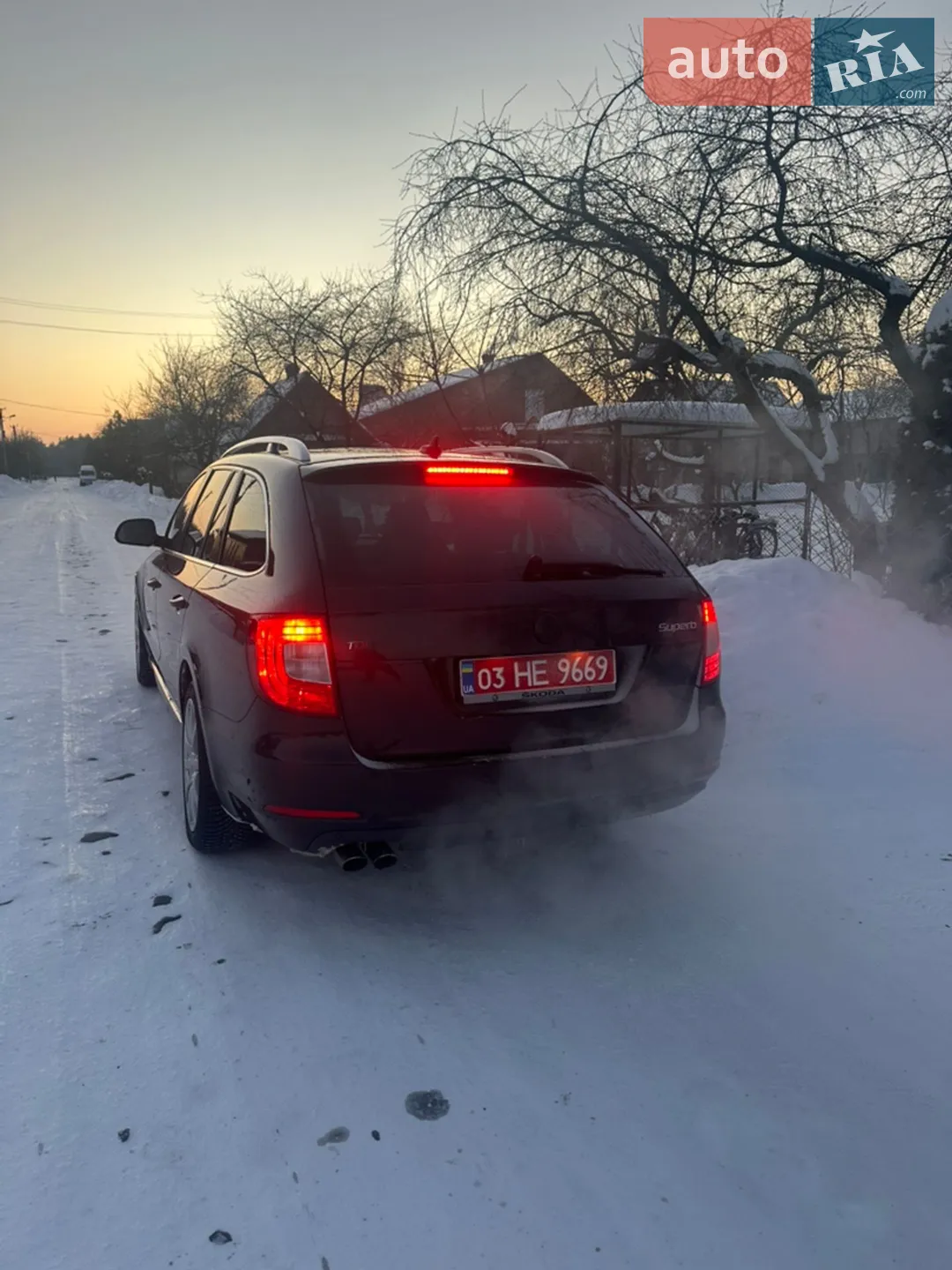 2010 Skoda Superb - мініатюра 8