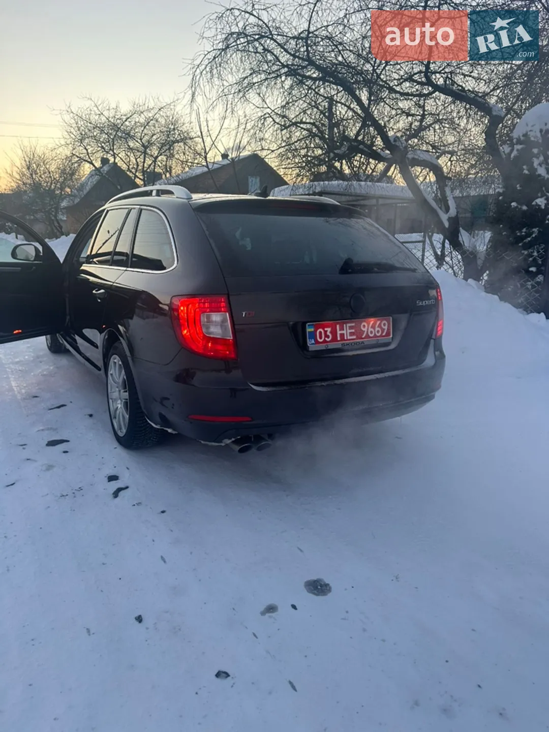 2010 Skoda Superb - мініатюра 18