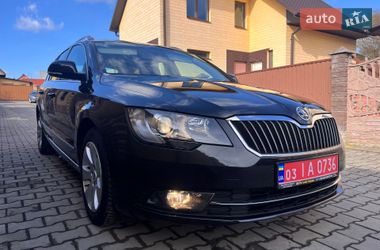 Универсал Skoda Superb 2015 в Луцке