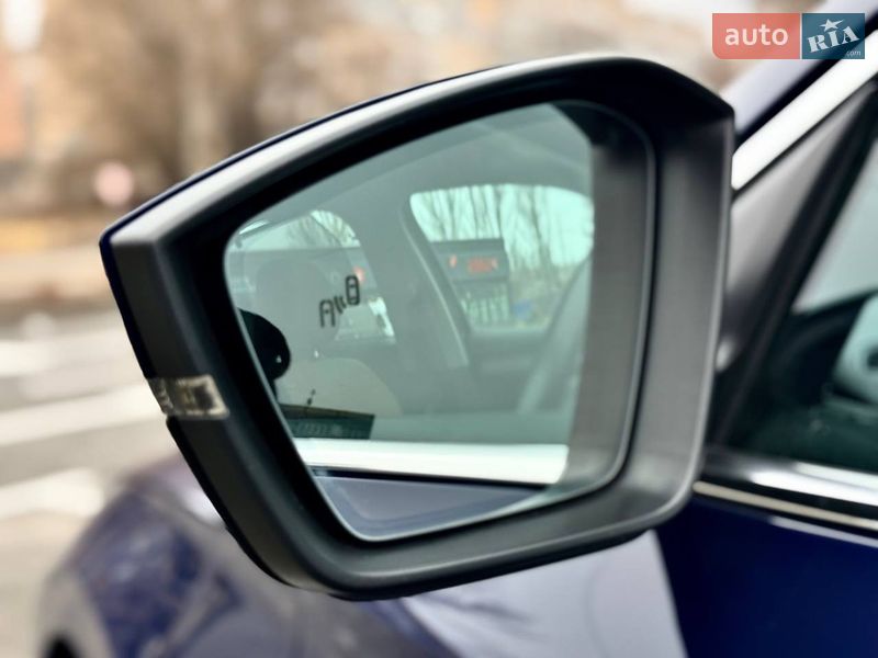 Лифтбек Skoda Superb 2015 в Кривом Роге