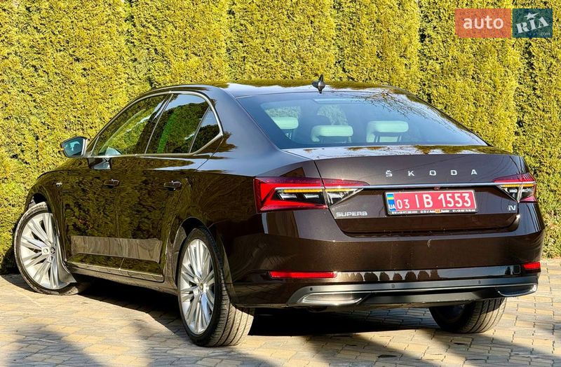 Ліфтбек Skoda Superb 2020 в Хусті