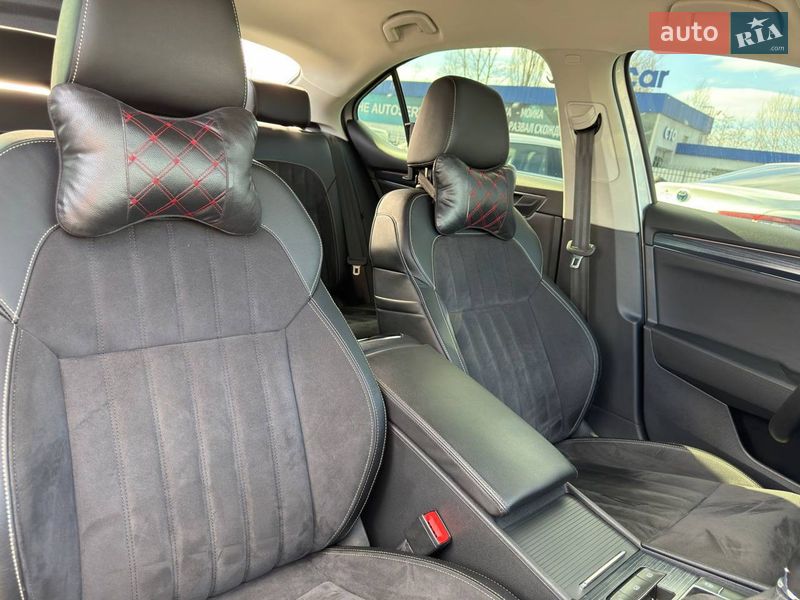 Лифтбек Skoda Superb 2022 в Киеве
