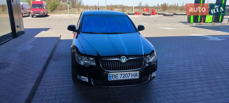 Лифтбек Skoda Superb 2009 в Буче