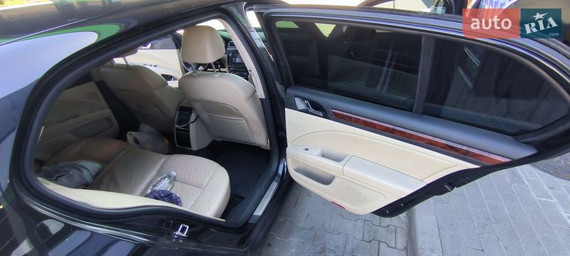 Лифтбек Skoda Superb 2009 в Буче