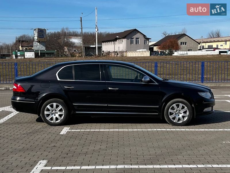 Лифтбек Skoda Superb 2012 в Луцке