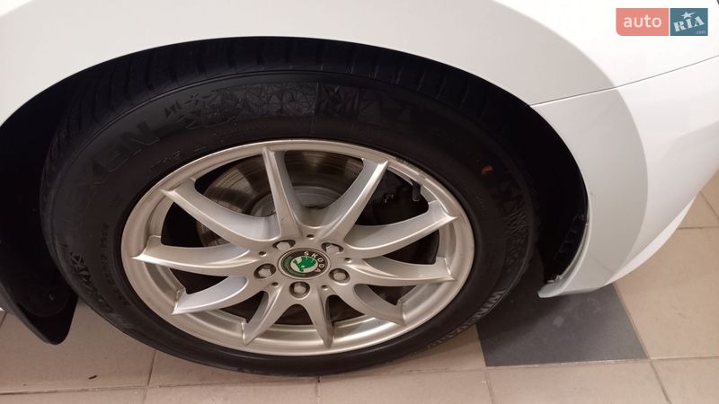 Универсал Skoda Superb 2015 в Нежине