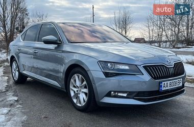 Лифтбек Skoda Superb 2016 в Белой Церкви
