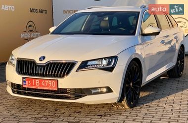 Универсал Skoda Superb 2019 в Ровно