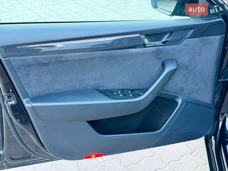 Лифтбек Skoda Superb 2017 в Луцке