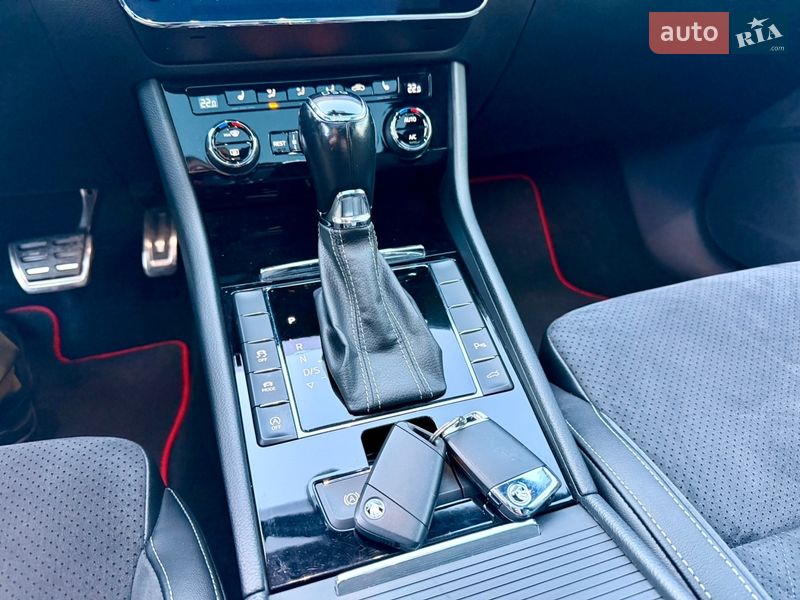 Лифтбек Skoda Superb 2017 в Луцке