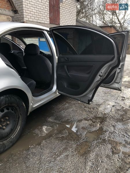 Лифтбек Skoda Superb 2006 в Диканьке