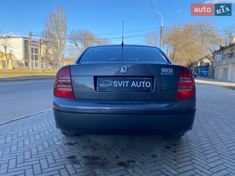 Лифтбек Skoda Superb 2006 в Николаеве