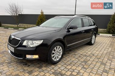 Универсал Skoda Superb 2011 в Чорткове