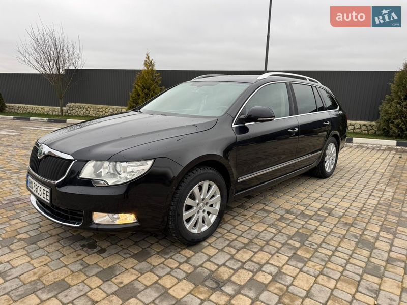 Skoda Superb 2011