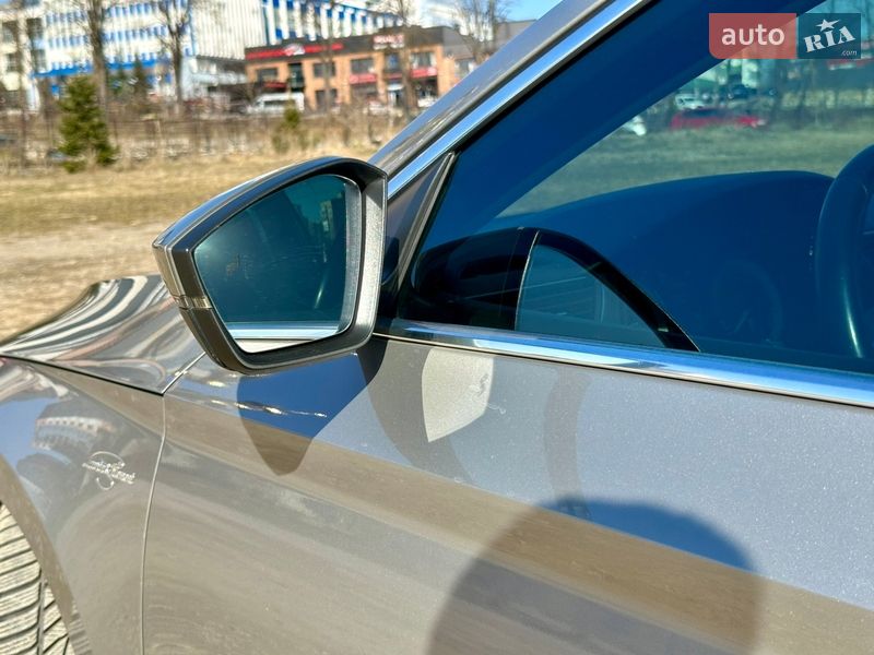 Лифтбек Skoda Superb 2015 в Ивано-Франковске