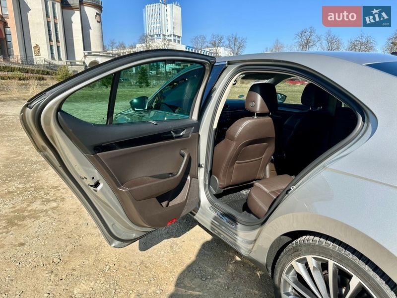 Лифтбек Skoda Superb 2015 в Ивано-Франковске