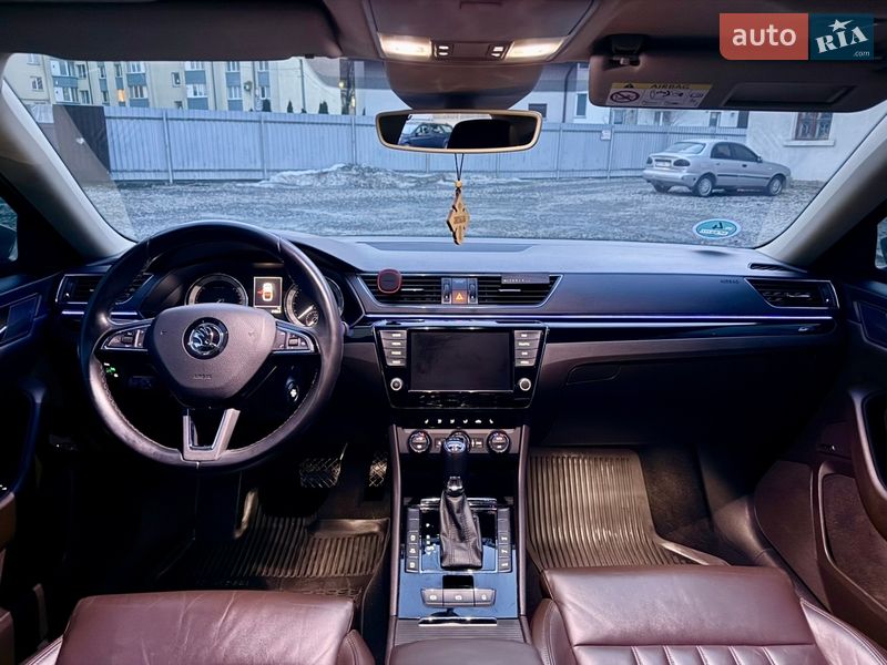 Лифтбек Skoda Superb 2015 в Ивано-Франковске