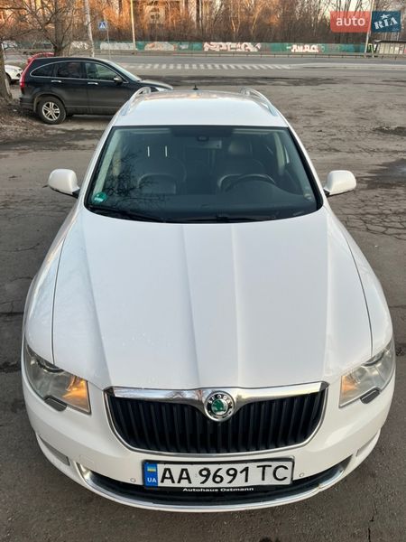 Універсал Skoda Superb 2012 в Києві