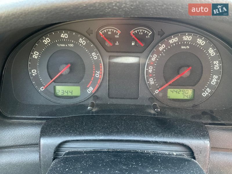 Ліфтбек Skoda Superb 2006 в Києві