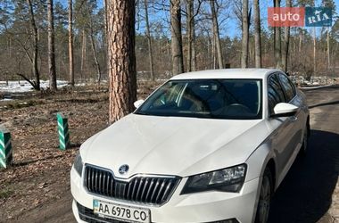 Ліфтбек Skoda Superb 2015 в Києві