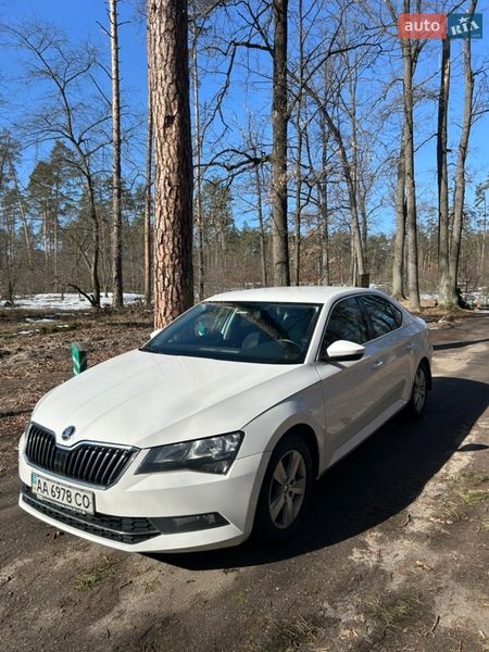 Ліфтбек Skoda Superb 2015 в Києві
