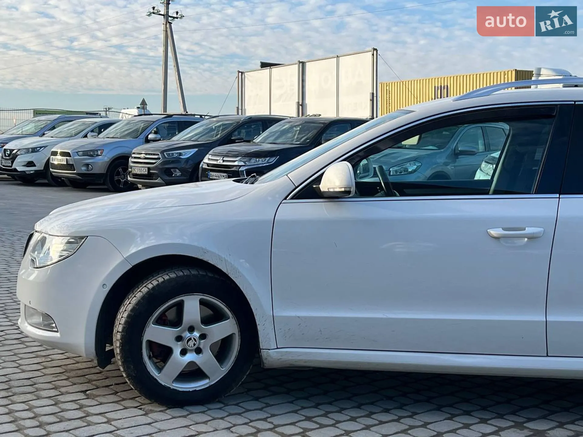 2012 Skoda Superb - мініатюра 2