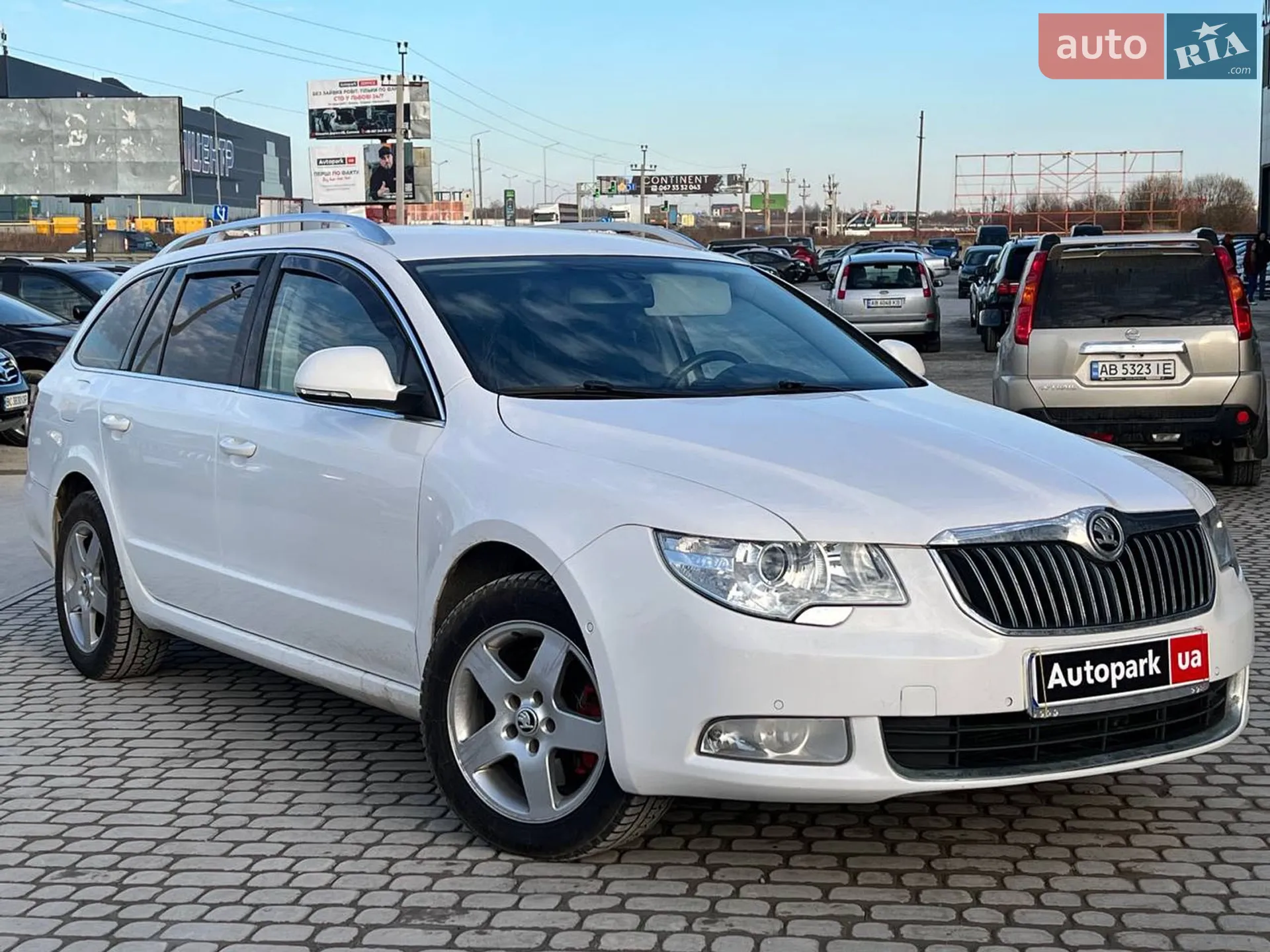 2012 Skoda Superb - мініатюра 11