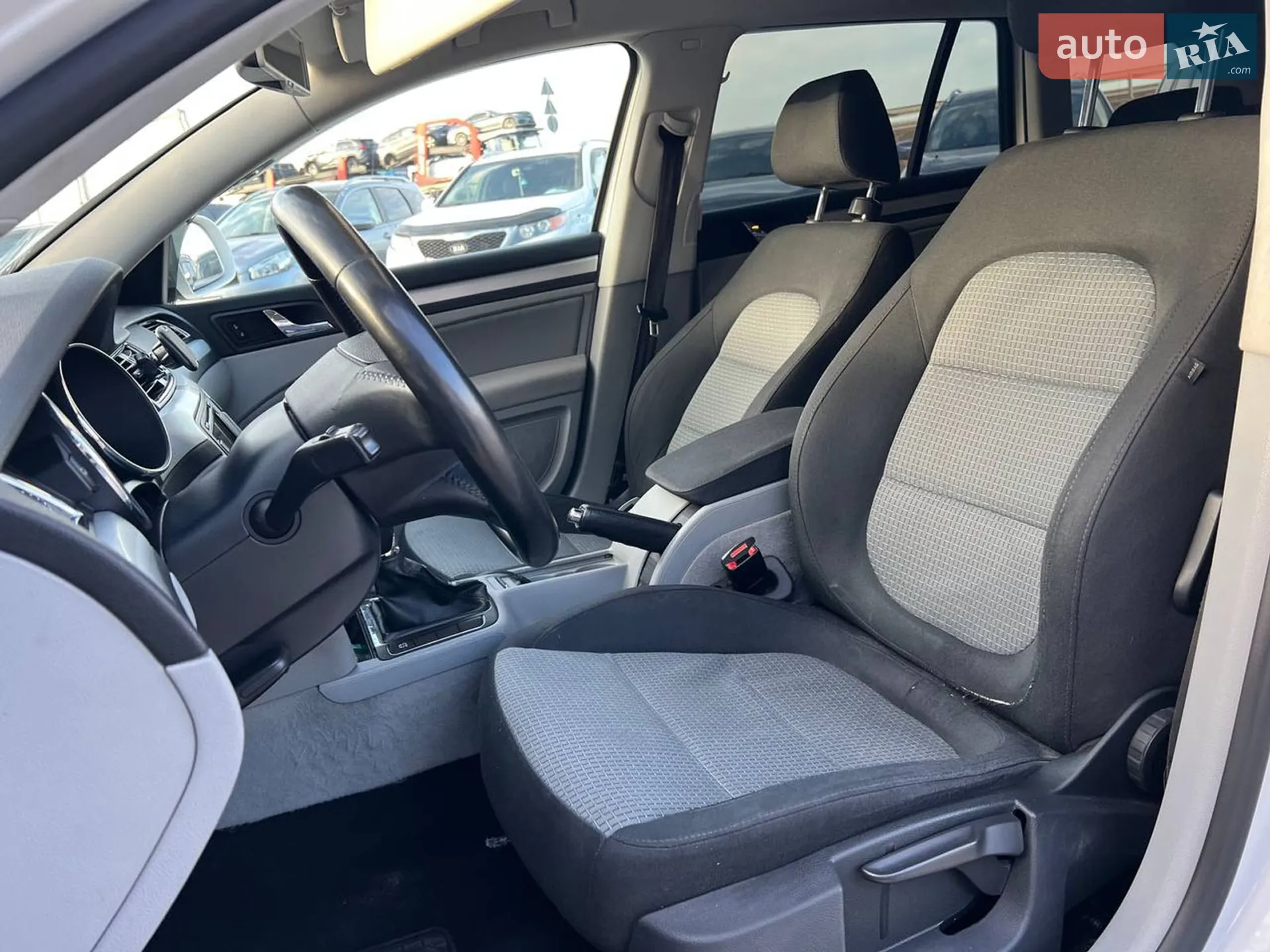 2012 Skoda Superb - мініатюра 18