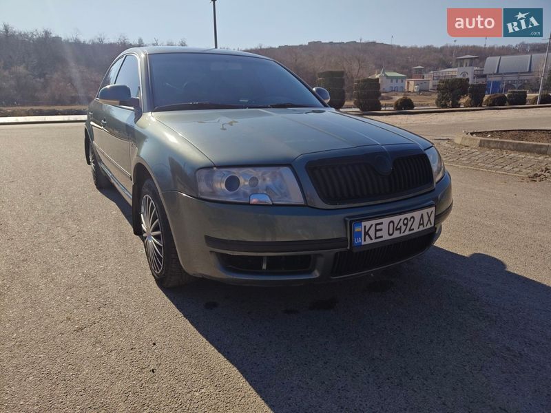 Лифтбек Skoda Superb 2007 в Днепре