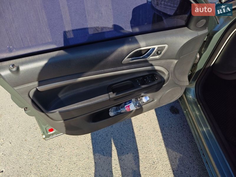 Лифтбек Skoda Superb 2007 в Днепре