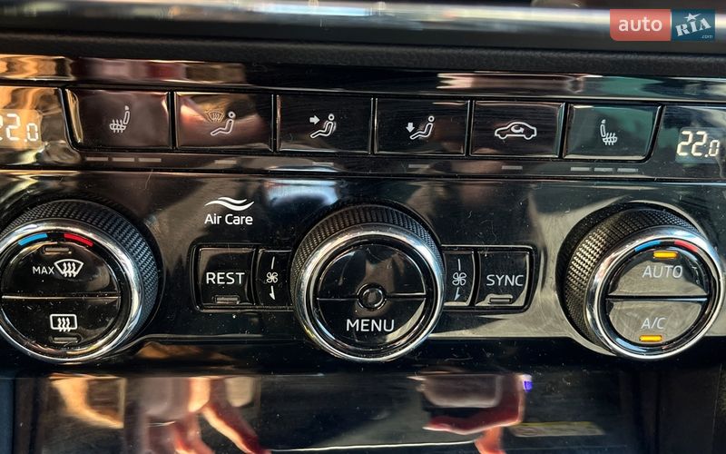 Універсал Skoda Superb 2019 в Мукачевому