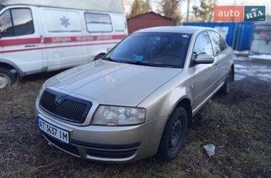Ліфтбек Skoda Superb 2005 в Ланчині