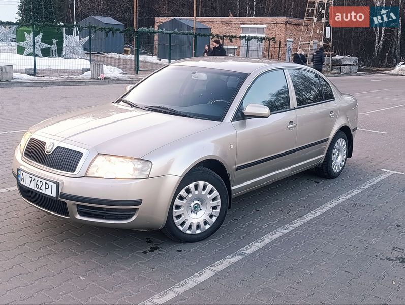 Skoda Superb 2003