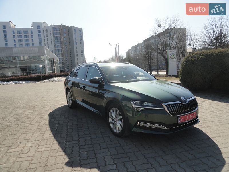 Універсал Skoda Superb 2020 в Луцьку