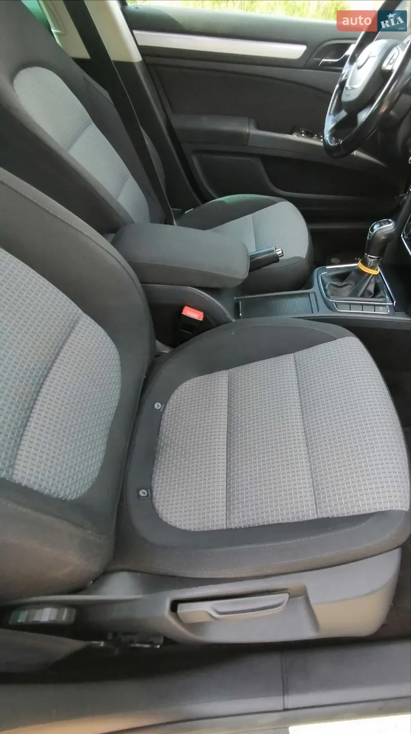 2010 Skoda Superb - мініатюра 2
