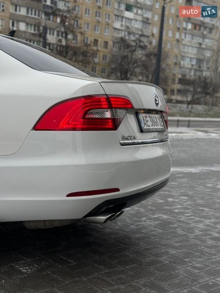 Лифтбек Skoda Superb 2013 в Днепре