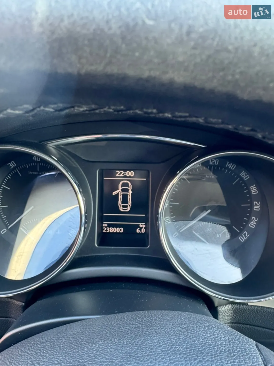 2010 Skoda Superb - мініатюра 16