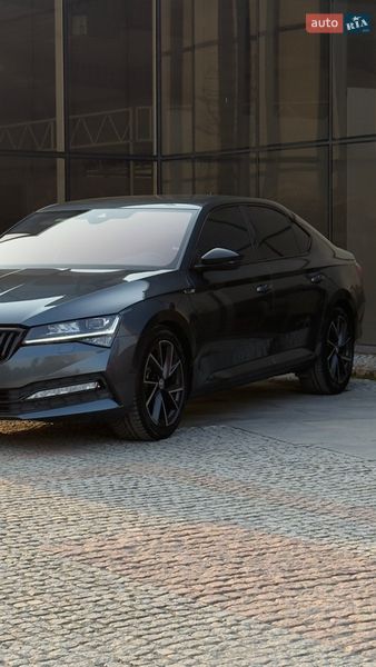 Лифтбек Skoda Superb 2022 в Мукачево