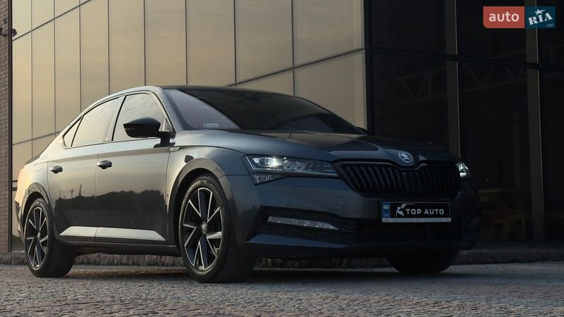 Лифтбек Skoda Superb 2022 в Мукачево