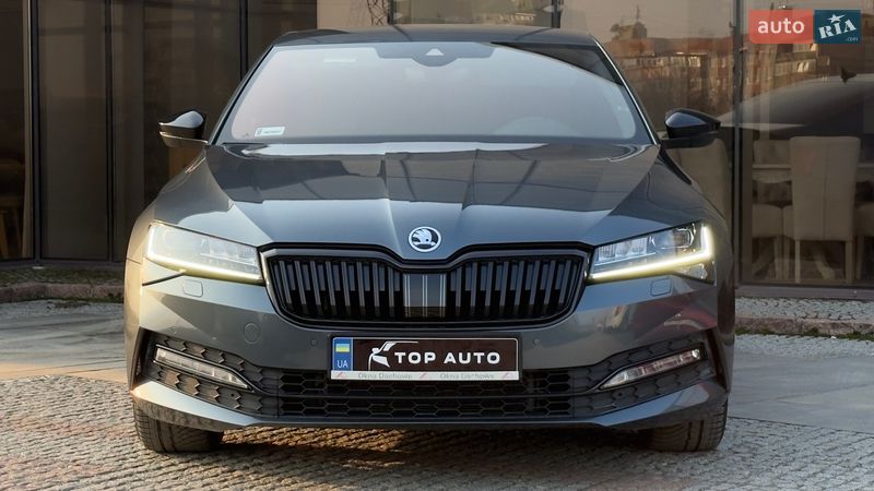 Лифтбек Skoda Superb 2022 в Мукачево