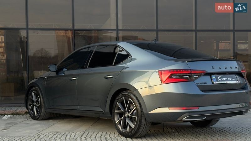 Лифтбек Skoda Superb 2022 в Мукачево