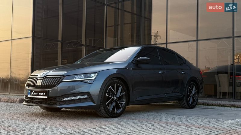 Лифтбек Skoda Superb 2022 в Мукачево