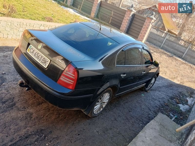 Skoda Superb 2006