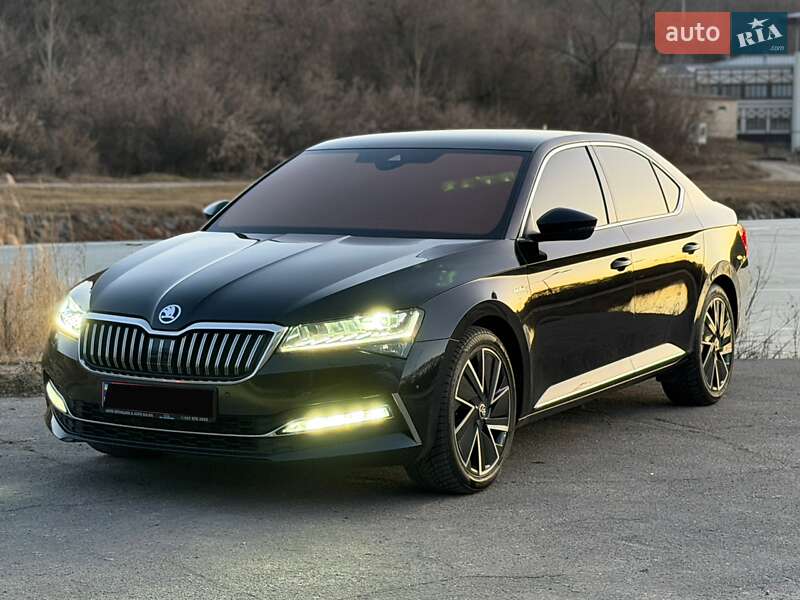 Лифтбек Skoda Superb 2022 в Днепре