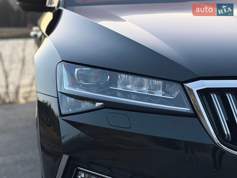 Лифтбек Skoda Superb 2022 в Днепре