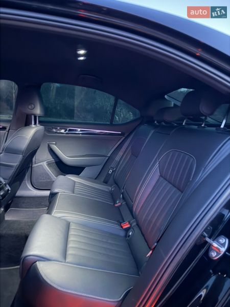 Лифтбек Skoda Superb 2022 в Днепре